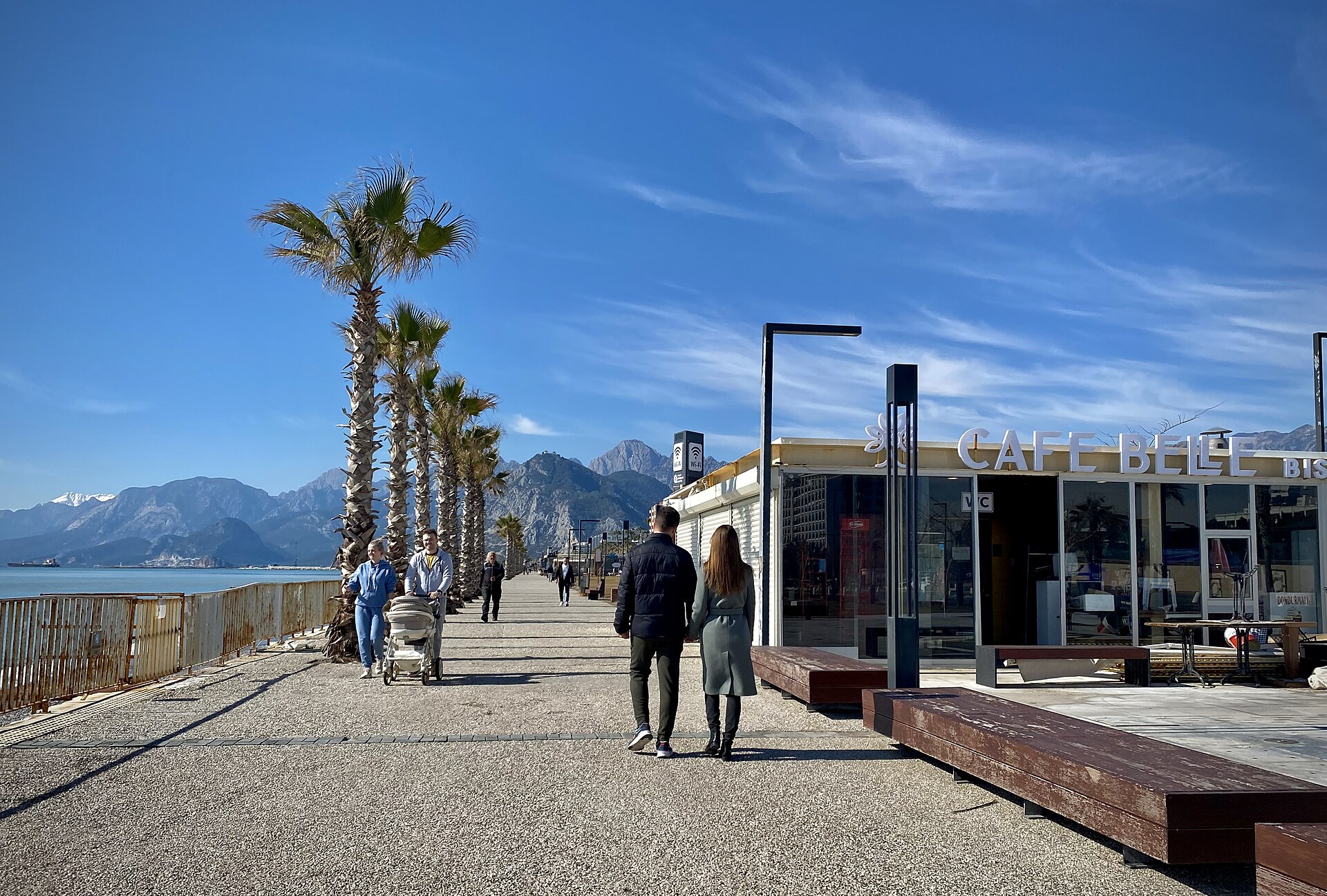 Antalya’nın Turkuaz Koyları: En Popüler Plajlar